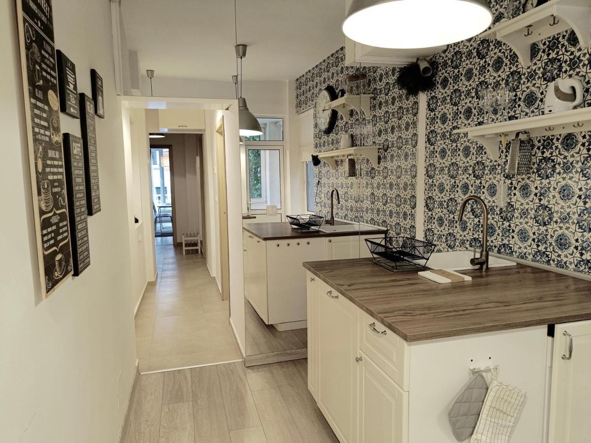 Newly Refurbished Apartment In The City Center Sofia Bagian luar foto