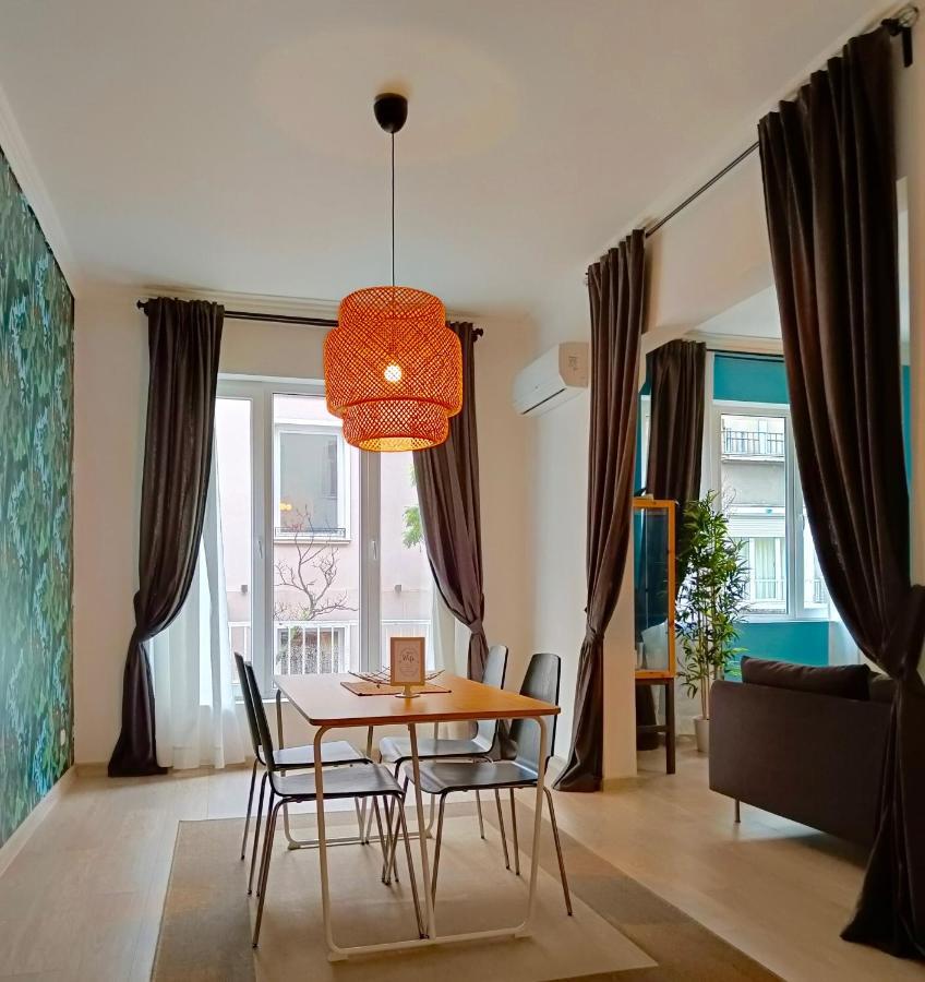 Newly Refurbished Apartment In The City Center Sofia Bagian luar foto