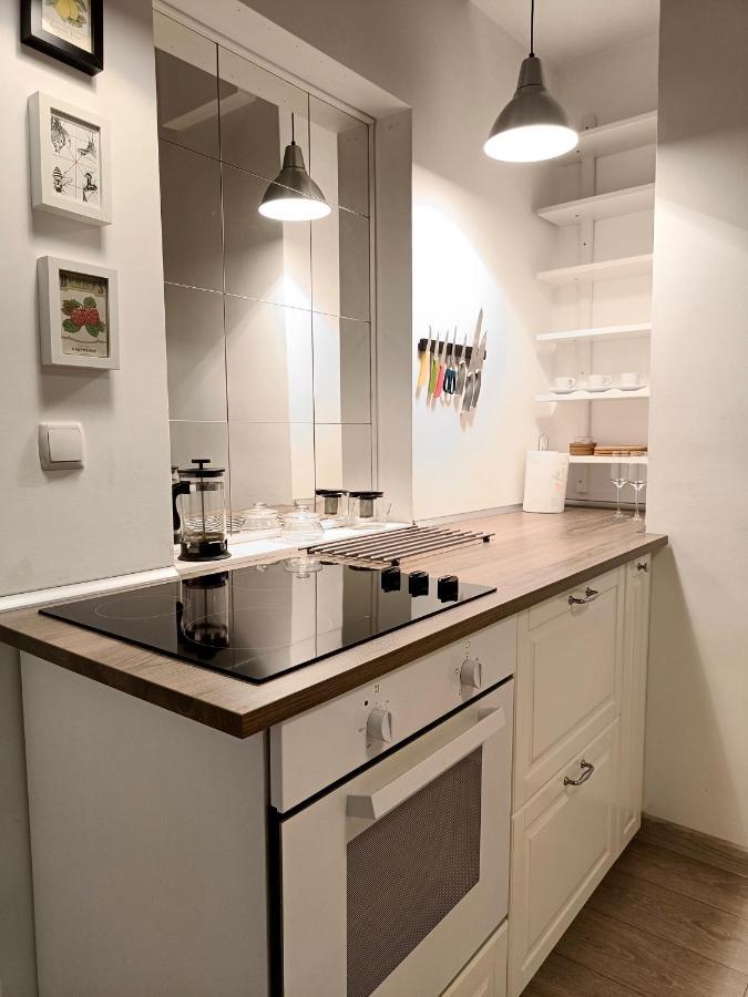 Newly Refurbished Apartment In The City Center Sofia Bagian luar foto